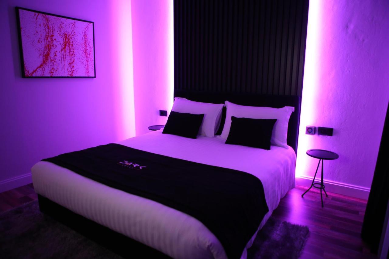 Dark Boutique Hotel Shkoze Exterior photo