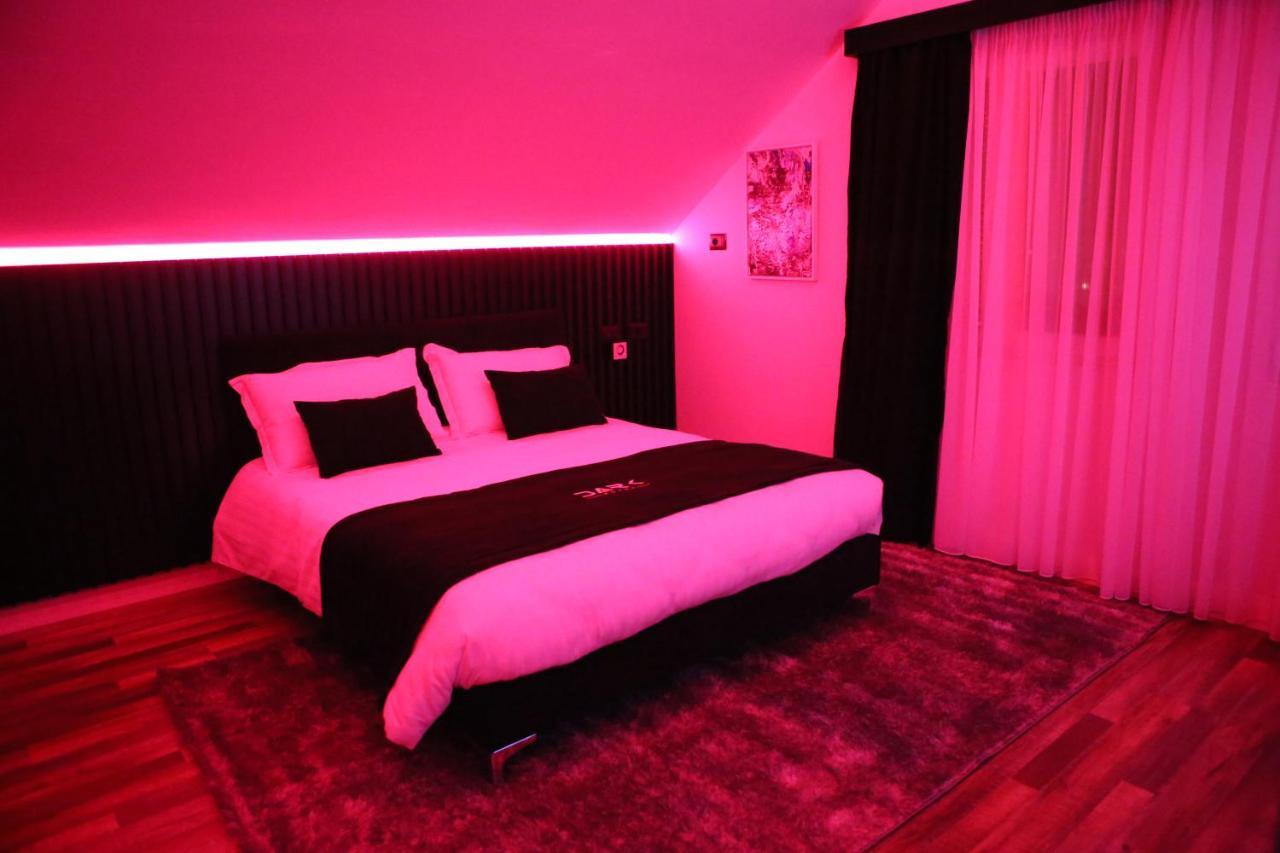 Dark Boutique Hotel Shkoze Exterior photo